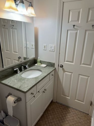 82 Chestnut St, Boston MA  exterior