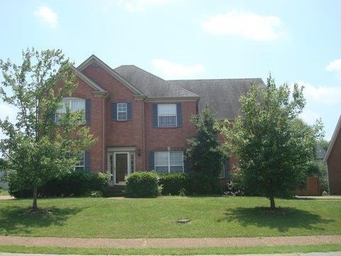 117 Fieldcrest Dr, Hendersonville, TN 37075-7000
