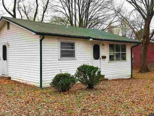 576 Maple St, Dresden, TN 38225-1208
