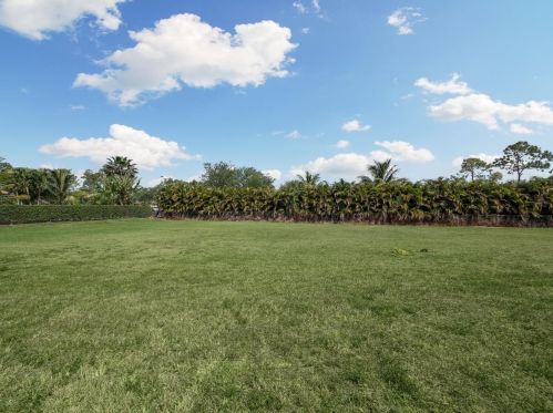 17431 Valencia Blvd, Town Of Loxahatchee Groves FL  33470-2660 exterior