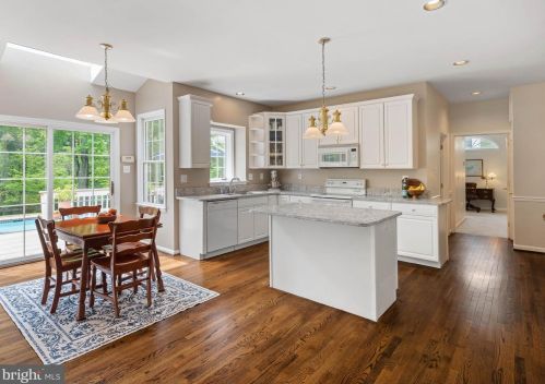 49 Yarmouth Ln, Downingtown PA  19335-1556 exterior