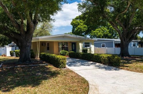 3791 32nd Ave, Saint Petersburg, FL 33713-2346
