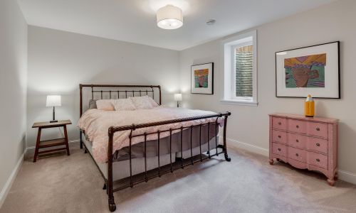 3917 Ewing Ave, Minneapolis MN 55410-1053 exterior