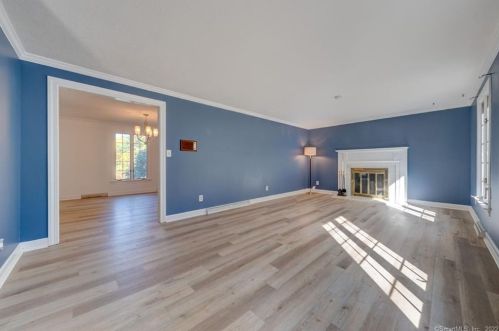 58 Quail Hollow Dr, Southington CT  06489-1616 exterior