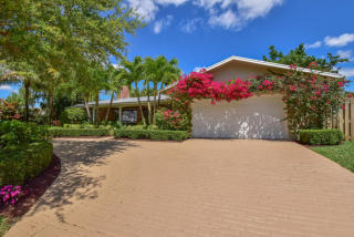 224 River Dr, Jupiter, FL 33469-1934