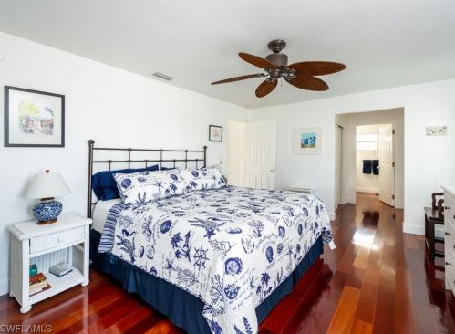 1015 Sand Castle Rd, Sanibel FL  33957-3614 exterior