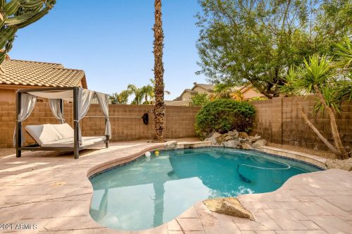 23434 21 Pl, Phoenix AZ 85006-3111 exterior