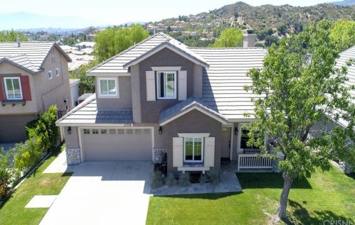 25516 Crockett Ln, Santa Clarita, CA 91381-1641