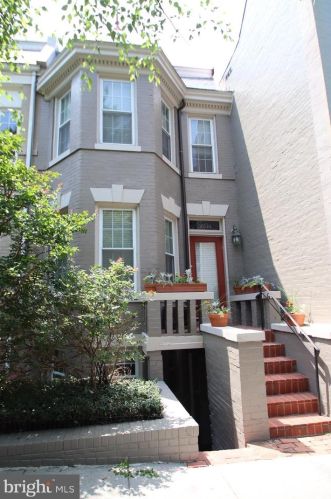 2314 17th St, Washington, DC 20009-2702