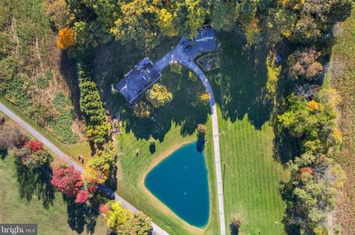 115 Sheppard Rd, Littlestown PA  17340-9697 exterior