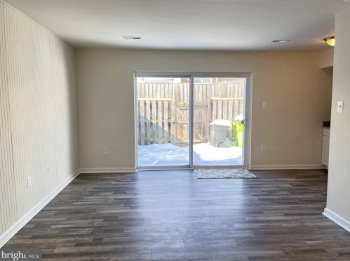 3803 Port Hope Pt, Triangle VA  22172-1069 exterior