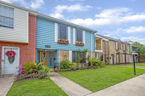 1917 Back Bay Dr, Galveston, TX 77551-1210