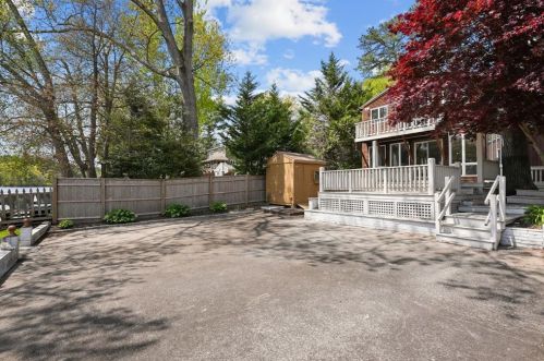 26 Pine Tree Rd, Coventry RI 02816-7001 exterior