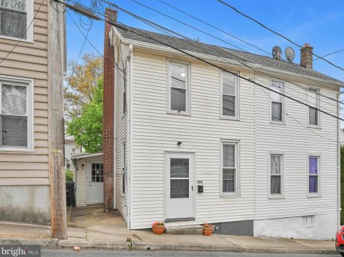 206 Margaretta St, Schuylkill Haven, PA 17972-1218