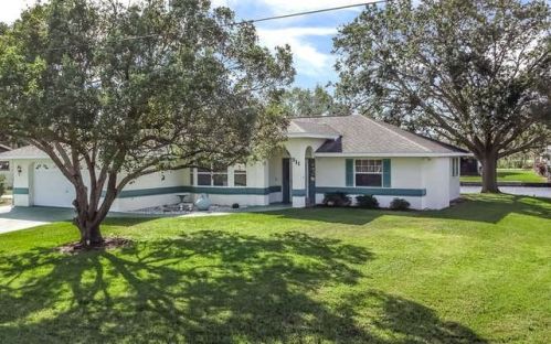 911 Shamrock Dr, Sebring, FL 33875-5380
