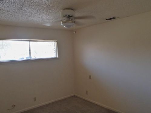 708 Oak Crest Ln, Georgetown TX  78628-2623 exterior