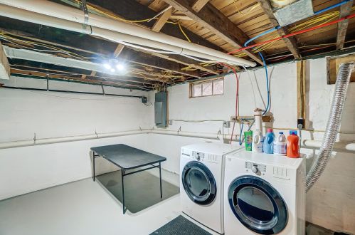 228 Mckinley Ave, Washington Ch OH  43160-1263 exterior