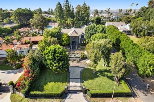 5025 Crescent Dr, Anaheim, CA 92807-3610