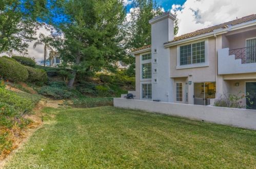 1005 Rising Sun Ct, Anaheim CA  92808-2407 exterior