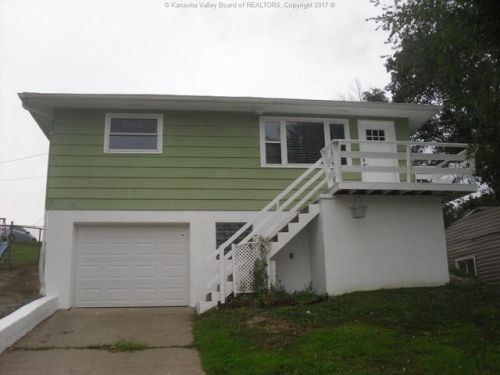 102 Steele St, Dunbar, WV 25064-1822