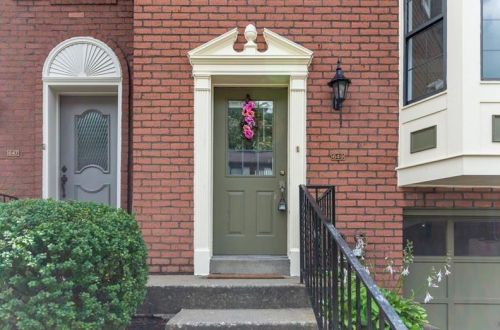 649 Woodcrest Rd, Pittsburgh, PA 15205