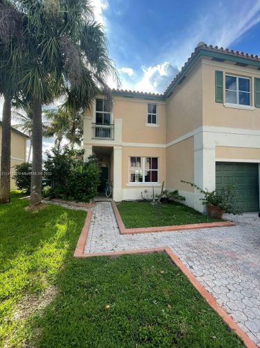 14391 83rd Ave, Hialeah, FL 33016-2542