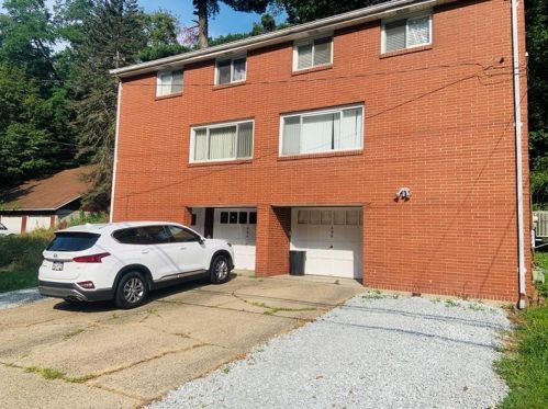 492 Long Rd, Pittsburgh, PA 15235-4327
