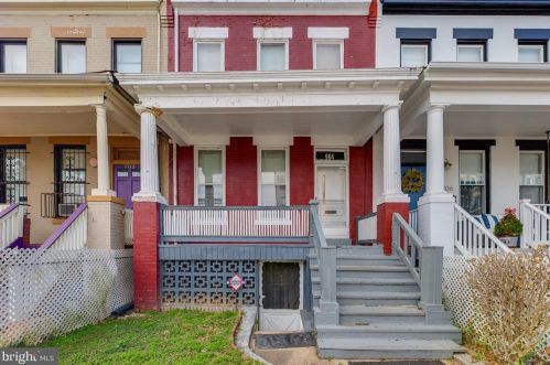 904 12th St, Washington, DC 20003-4102