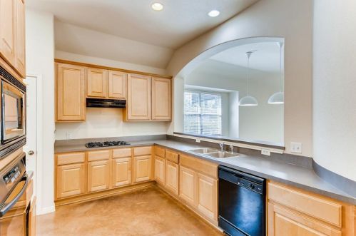 12917 Appaloosa Chase Dr, Austin TX  78732-1972 exterior