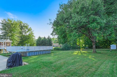 5709 Noland Rd, Woodbridge VA  22193-4110 exterior