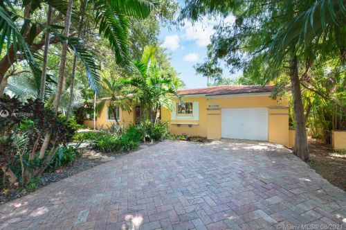1160 100th St, Miami, FL 33138-2602