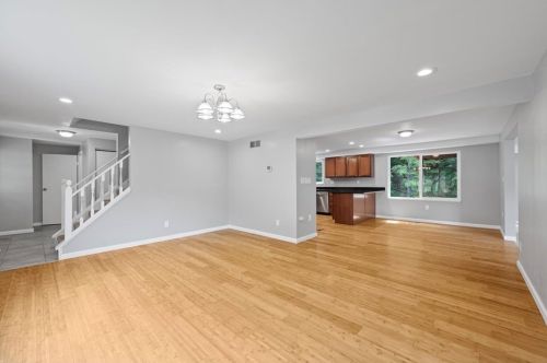 105 Lingay Ct, Glenshaw PA  15116-1035 exterior