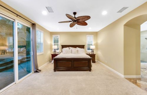 2177 Silverstar St, Simi Valley CA 93065-0592 exterior