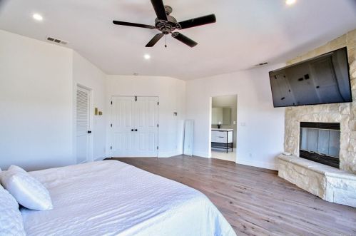 47480 Sandia Creek Dr, Temecula CA  92590-4129 exterior