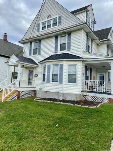 71 Prospect St, Middletown, NY 10940-5453