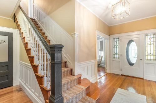 15 Chandler St, Arlington, MA 02474-8516