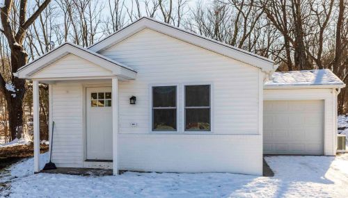 1782 Route 44, Pleasant Valley, NY 12569-5615