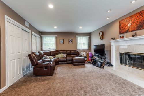 162 10th Ave, Holtsville NY  11742-2357 exterior