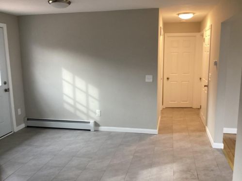 400 England St, Cumberland RI  02864-7211 exterior