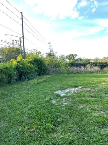 1229 Goldenrod Rd, Orlando, FL 32807-8330