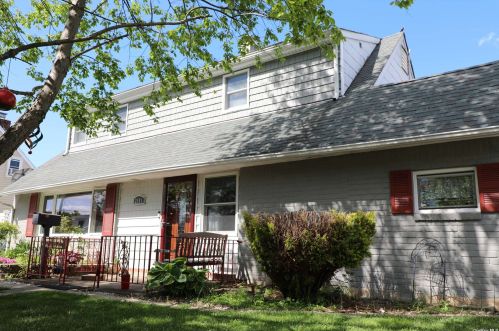 2481 6th St, Hempstead NY  11554-3115 exterior