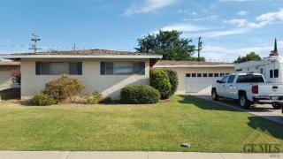 2715 Noble Ave, Bakersfield, CA 93306-2638
