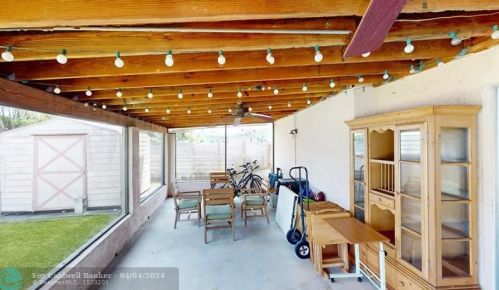 9015 10 St, Hollywood FL 33025-4520 exterior