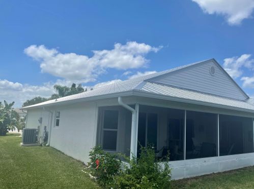 6639 Picante Cir, Fort Pierce, FL 34951-4352