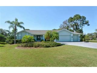1020 Delacroix Cir, Nokomis, FL 34275-4559