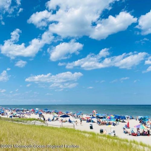 1926 Ocean Ave, Pelican Island NJ  08751-1224 exterior