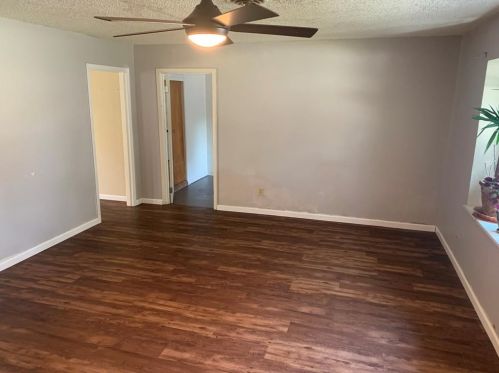 5624 Odessa Ave, Fort Worth, TX 76133-2212