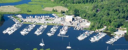 17 River Ln, Deep River CT  06417-1924 exterior