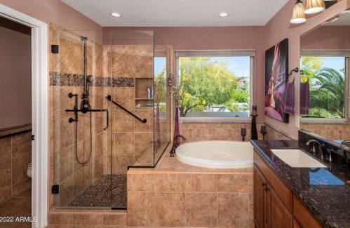 15815 Thistle Dr, Scottsdale AZ 85268-4446 exterior