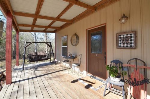 38322 Cork St, Hempstead TX  77445-7408 exterior